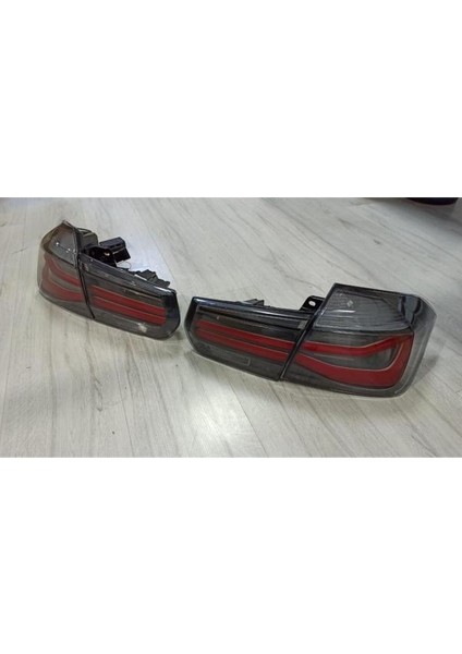 Bmw F30 ile Uyumlu Lcı Dızayn Stop Blacklıne modelleri