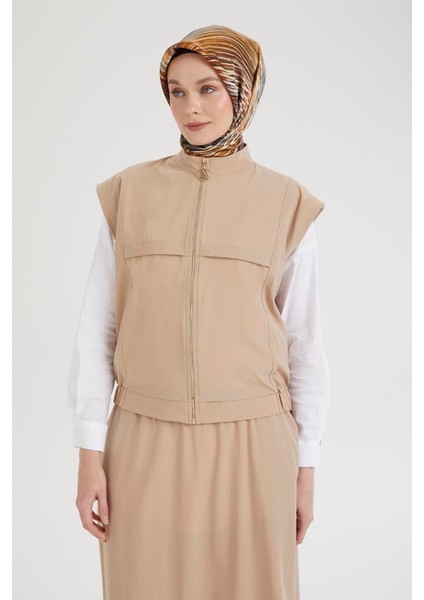 Sıfır Kol Yelekli ve Etekli Ikili Takım-Bej 25YT613 fırsatları