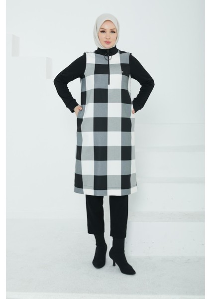 Kolları ve Yakası Ribanalı Yarım Fermuarlı Tunik-Siyah - Beyaz 24KT482