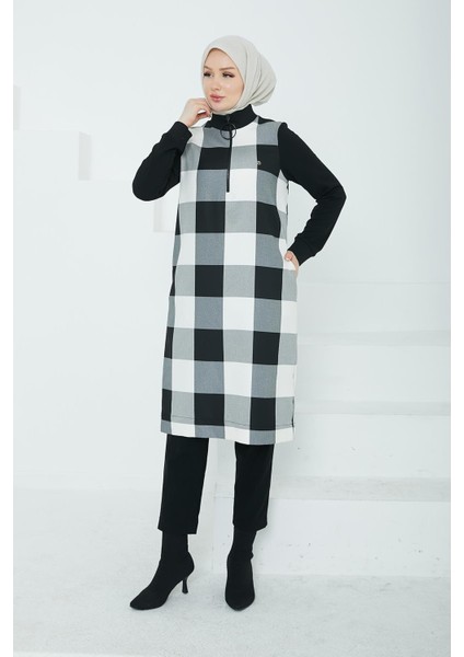 Kolları ve Yakası Ribanalı Yarım Fermuarlı Tunik-Siyah - Beyaz 24KT482 indirimleri