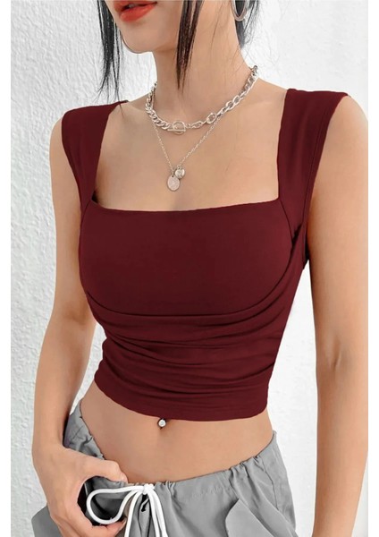 Kare Yaka Büzgü Detaylı Esnek Crop Bluz