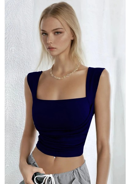 Kare Yaka Büzgü Detaylı Esnek Crop Bluz fiyatları