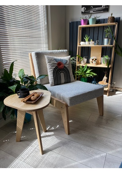 Dina Huş Ağacı Üçgen Tekli Plywood Sehpa – İskandinav tasarım, Doğal Ahşap, Modern Tasarım Yan Sehpa