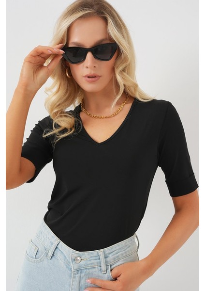 V Yaka Kısa Kol Basic Bluz 955 - Siyah modelleri