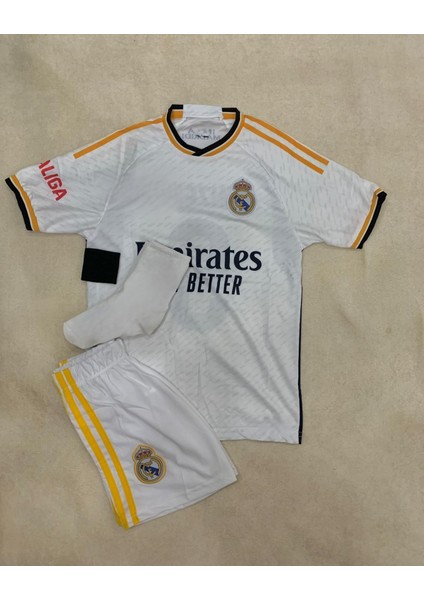 Benzema R.e.a.l M.a.d.r.i.d Nostalji Çocuk Forması 4'lü Set Çorap-Bileklik Hediyeli