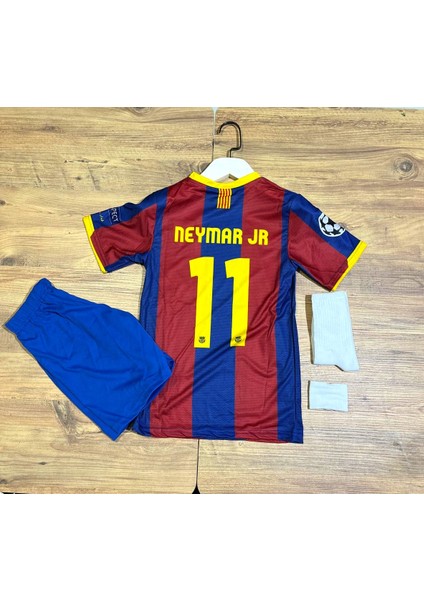 Neymar Barselona Çocuk Futbol Forması Çorap Bileklik Hediye