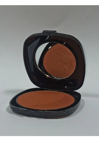 Bronzer