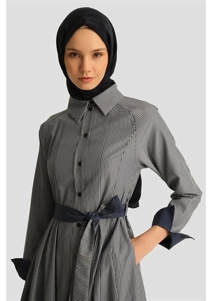 Belden Açılan Çizgili Elbise 25Y9026 Lacivert