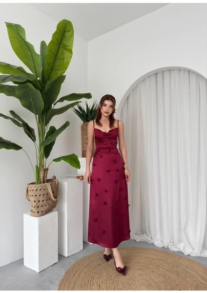 Dora Çiçek Detaylı Elbise