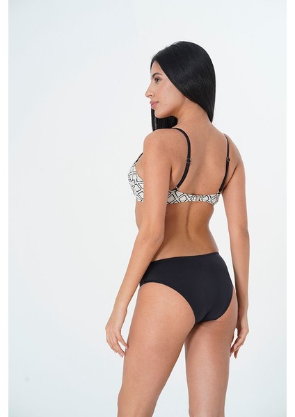 2025 Kreasyonu Beyaz, Baklava Desenli, Straplez Bikini Takımı fiyatları