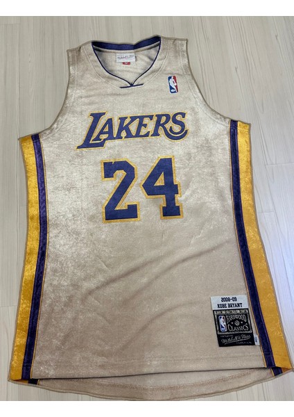 Kobe Bryant Lakers Forması Şeklinde Süngerli Makinede Yıkanabilir Halı Yüksek Kalite - Kaymaz Taban