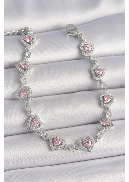 Pirinç Gümüş Renk Zirkon Taşlı Pembe Kalp Model Vıp Seri Kadın Bileklik - TJ-BB6914