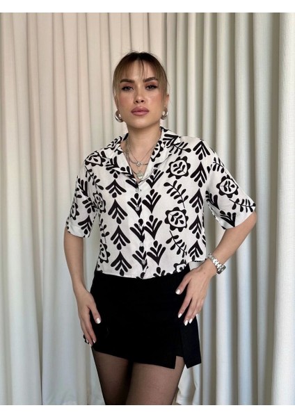 Siyah Beyaz Baskılı Crop Gömlek