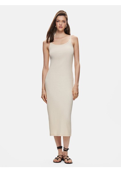 Kadın Askılı Geniş Yaka Bej Elbise