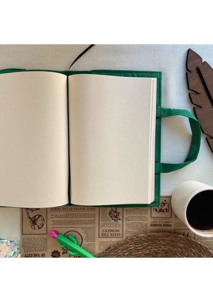 Kitap Çantası 24X17 cm | Kedi Desenli, Su Itici, Cepli ve Kalemlikli | El Yapımı Book Sleeve modelleri
