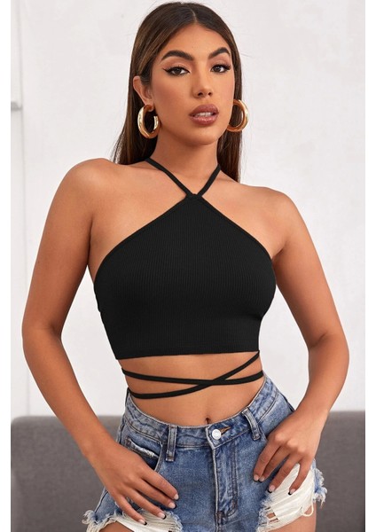 - Kadın Siyah Sırtı Açık Boyundan Çapraz Bağlamalı Crop Top Bluz fırsatları