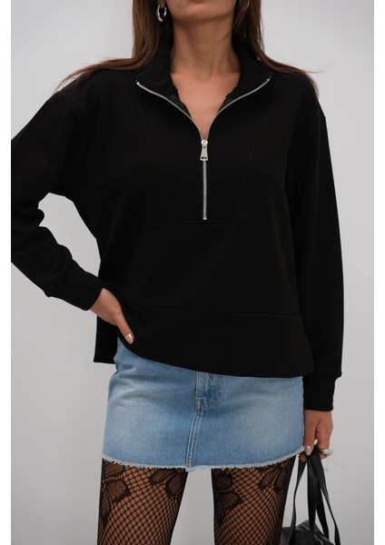 Fermuar ve Dikiş Detaylı Sweatshirt
