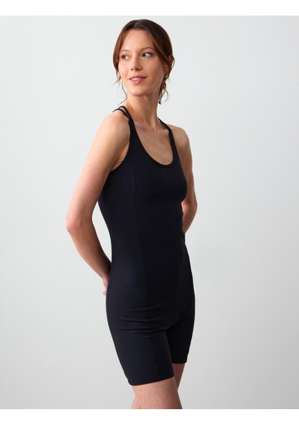 Siyah Dar Kesim Kısa Spor Tulum