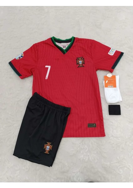 Portekiz Ronaldo 7 Numara Çocuk Forma Takımı 4'lü Set Çorap+Bileklik Hediyeli