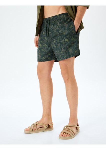 Cep Detaylı Oversize Kamuflaj Baskılı Deniz Şortu modelleri