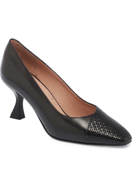 Siyah Hakiki Deri Kadın Topuklu Ayakkabı - K24S1AY67705-A23