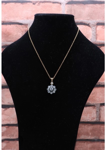 Elmas Montür Büyük Çiçek Kolye modelleri