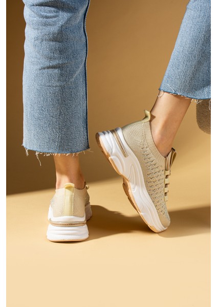 Parlak Taş Detaylı Bağcıklı Triko Rahat Taban Kadın Sneakers 36-872-25 modelleri