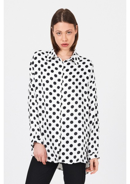 Beyaz Puantiye Desen Oversize Saten Gömlek 9411