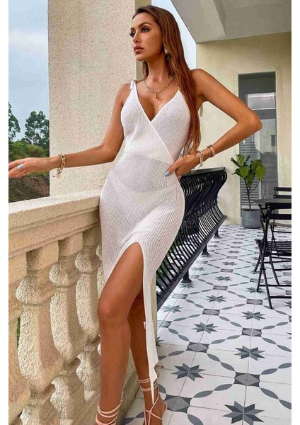 Yırtmaçlı Pareo Plaj Elbisesi