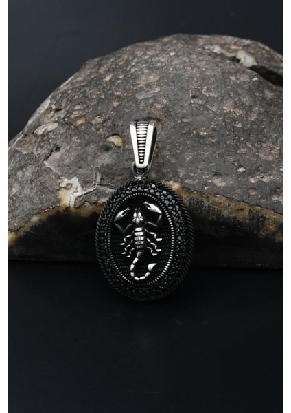 Kolye Ucu Akrep Figürlü Mikro Taş Süslemeli 925 Ayar Gümüş 901820 fiyatları