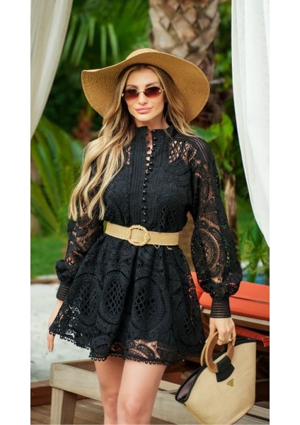 Siyah Dantel Detay Elbise