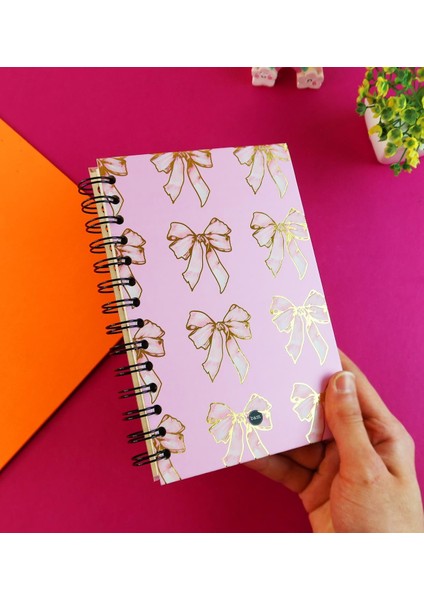 Özel Tasarım Spiralli 15*21 cm Dot Defter, Eskiz Defteri, Doodle Book - 2 SAYFA STICKER HEDİYELİ fiyatları