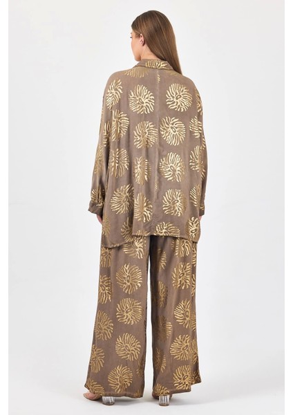 Varaklı Desenli Kadın Takım-Kahve fırsatları