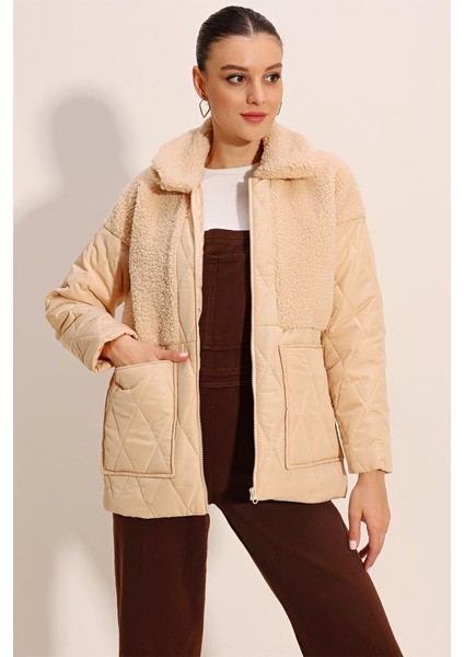 5182 Peluş Detaylı Oversize Şişme Mont - Bej