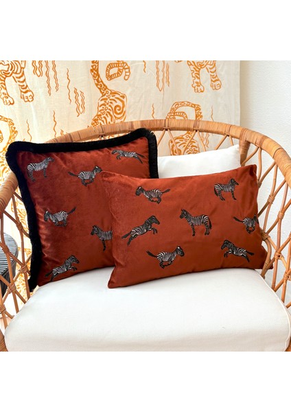 Dekoratif Zebra Desenli Kadife Kırlent Kılıfı ( 35 x 50 cm ) modelleri
