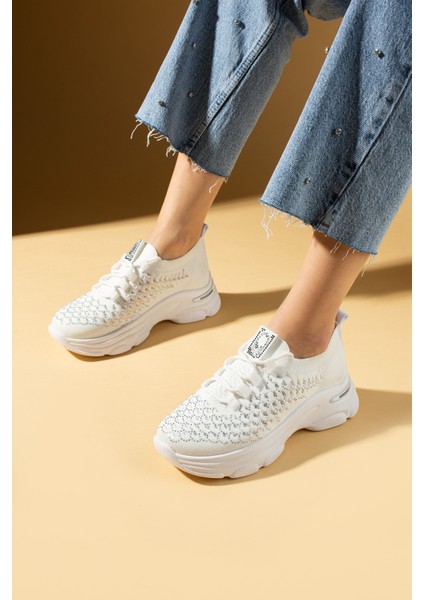 Parlak Taş Detaylı Bağcıklı Triko Rahat Taban Kadın Sneakers 36-872-25