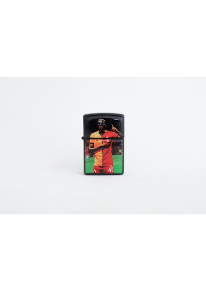 Taraftar V..osimhen. Baskılı Hediyelik Zippo Çakmak 2. Model