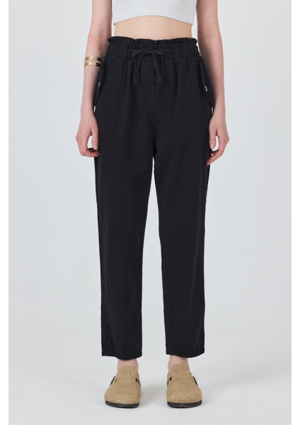 Siyah Cep Düğme Detaylı Bel Lastikli Pantolon 006 modelleri