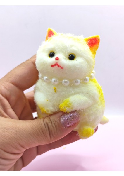 Kedi Süslü Squishy Kedi Taba Sukuşi Tüylü Yumuşacık 8 cm - Sarı