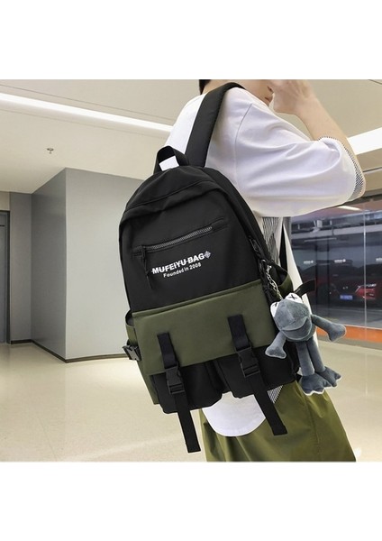 Büyük Kapasiteli Okul Çantası (Yurt Dışından) modelleri