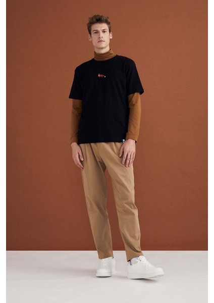 Kızıl Tilki Premium T-Shirt - Siyah modelleri