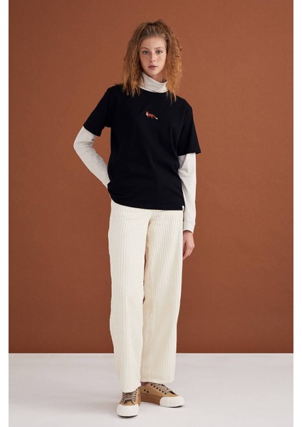 Kızıl Tilki Premium T-Shirt - Siyah fırsatları