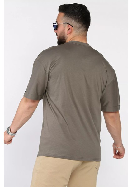 Kol Katlamalı Baskılı Erkek Tişört P-00015979 modelleri