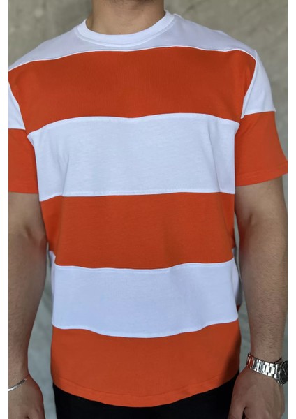 Bisiklet Yaka Parçalı Erkek Tişört P-00015843 fırsatları