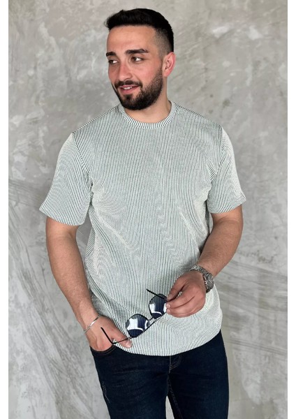 Bisiklet Yaka Çizgili Erkek Tişört P-00015833 fiyatları