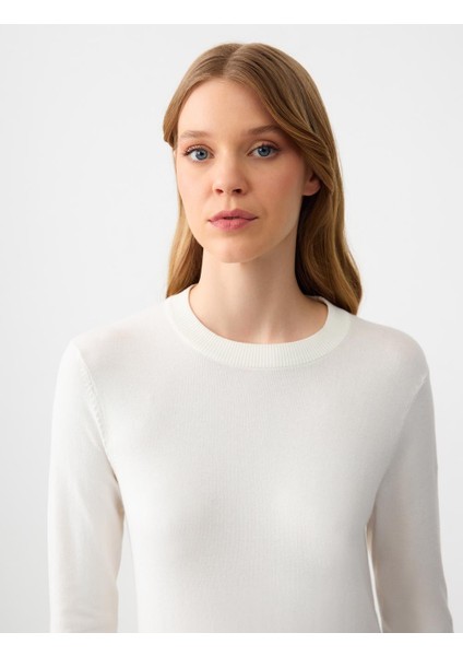 Ekru Bisiklet Yaka Uzun Kollu Düz Kesim Triko Kazak indirimleri