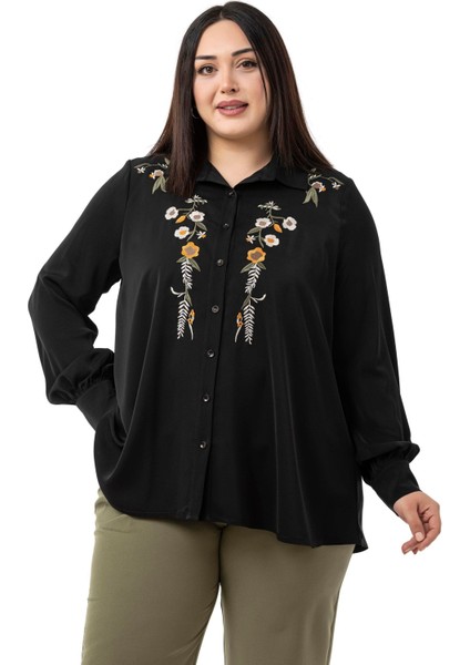 Büyük Beden Nakış Detaylı Siyah Gömlek