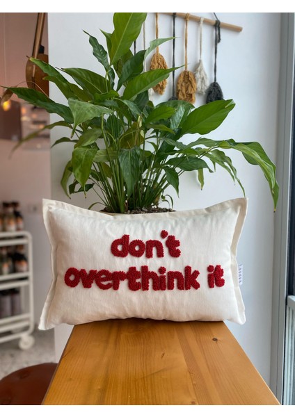 Dont Overthink It Yazılı Punch Işlemeli Pamuklu Kumaş Kırlent Kılıfı - Renkli Punch Kırlent Kılıfı