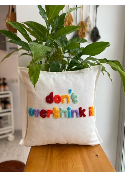 Dont Overthink It Yazılı Punch Işlemeli Pamuklu Kumaş Kırlent Kılıfı - Renkli Punch Kırlent Kılıfı fiyatları