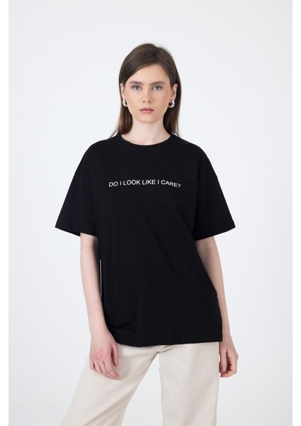 Siyah Yazı Baskılı Oversize Pamuklu Tişört 2150-5M